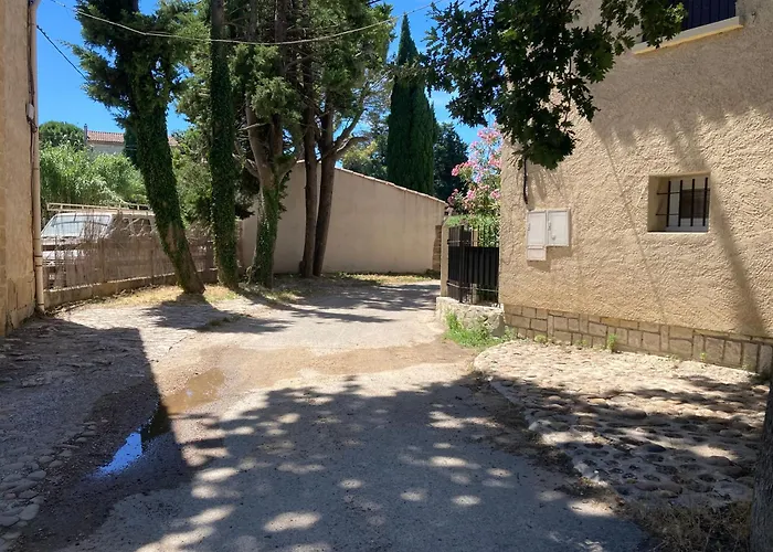 Le Studio D Aurelie Avec Spa Ete En Pleine Campagne Et Proche De Toute Commodite